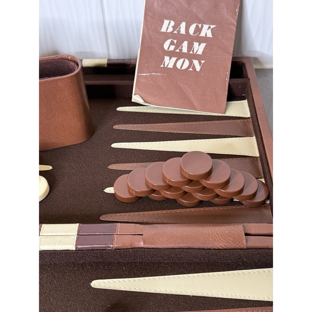 Vintage Backgammon GAME Brown Faux Leather Briefcase Racing Stripe COMPLETE GUC - Picture 13 of 16